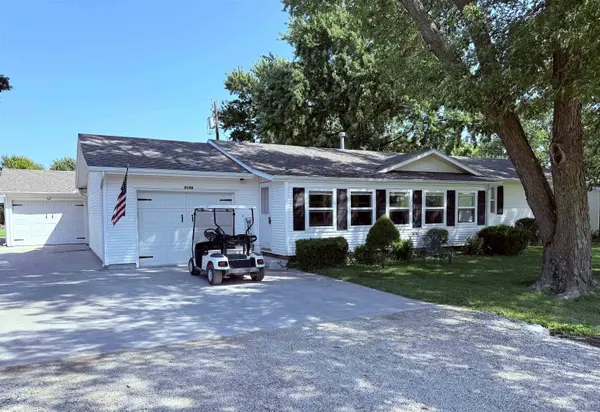 2130 Strassburg,  Marion,  KS 66861