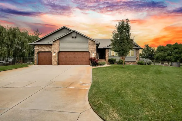 4871 N Emerald Ct, Maize, KS 67101