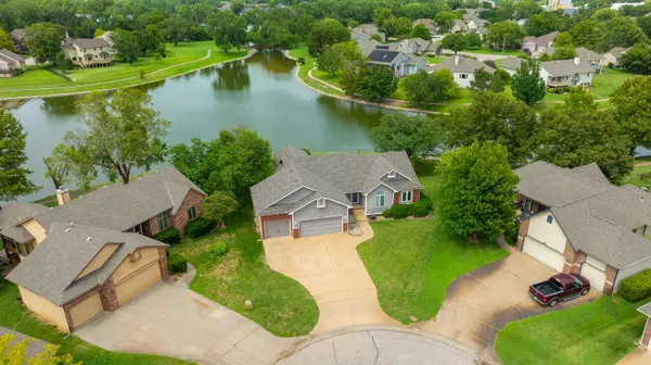 2229 N Sandplum Ct, Wichita, KS 67205