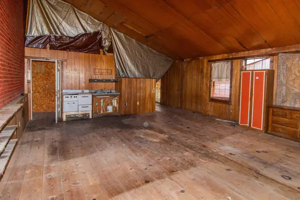 101 E 1st St., Moline, KS 67353