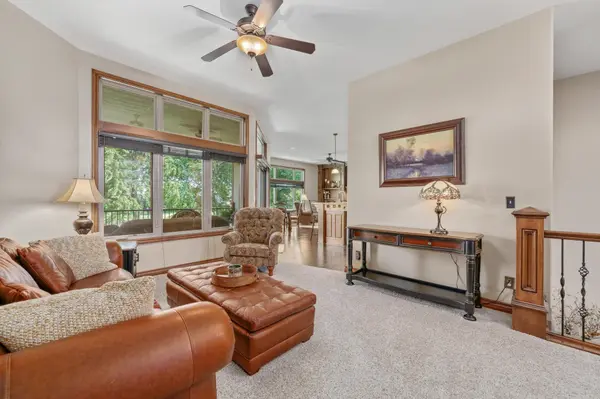 118 S Country View Ct, Wichita, KS 67235