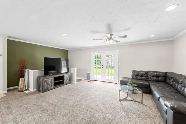 2636 Bret Ave, Salina, KS 67401