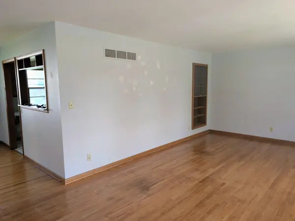 1018 SE 3rd, Newton, KS 67114