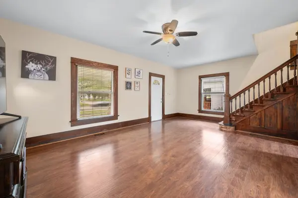 2402 W Maple St, Wichita, KS 67213