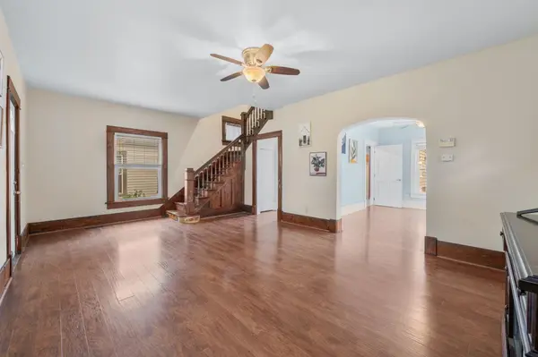 2402 W Maple St, Wichita, KS 67213