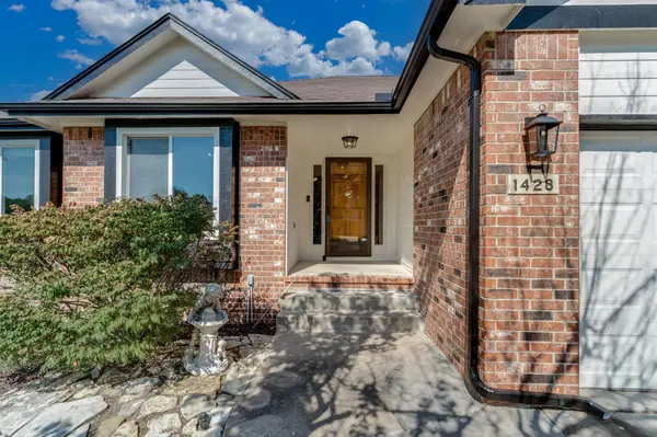 1428 N Broadmoor, Derby, KS 67037