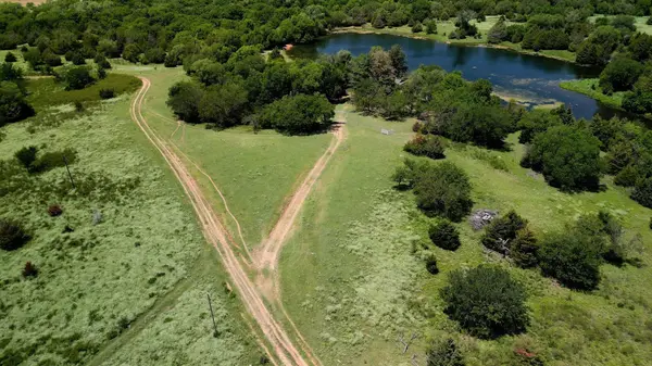 11292 NE Plumthicket Rd, Sharon, KS 67138