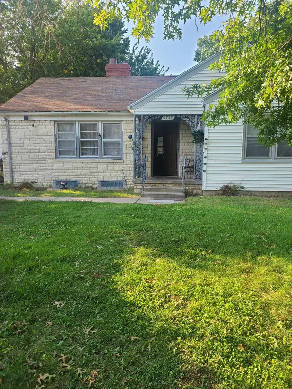 2756 E Rivera St, Wichita, KS 67211