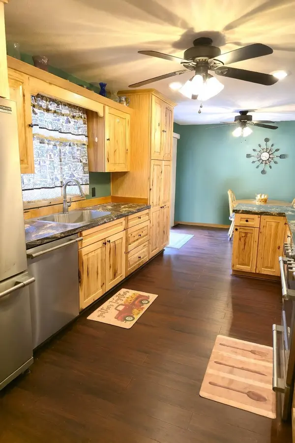 6310 N Dean Rd, Nickerson, KS 67561