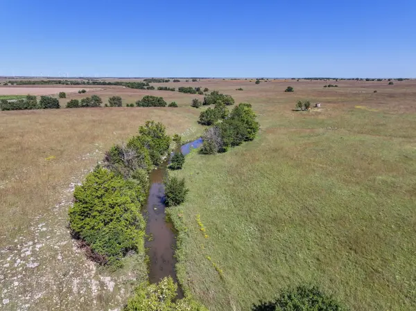 000 80TH ST, Florence, KS 66851