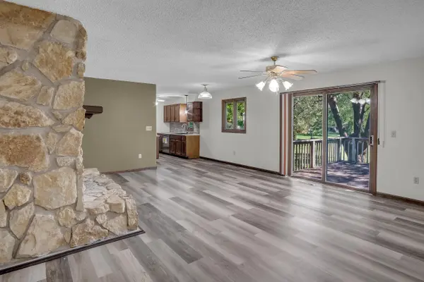 1024 S West Rd, Newton, KS 67114