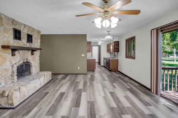 1024 S West Rd, Newton, KS 67114