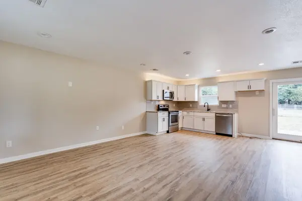 6444 N East Park View St, Park City, KS 67219
