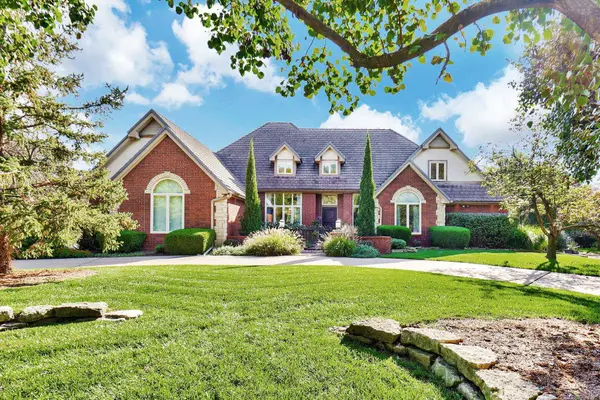 8826 E SHANNON WAY CT, Wichita, KS 67206