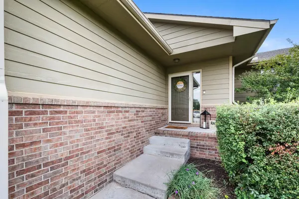 1814 N Bellick St, Wichita, KS 67235