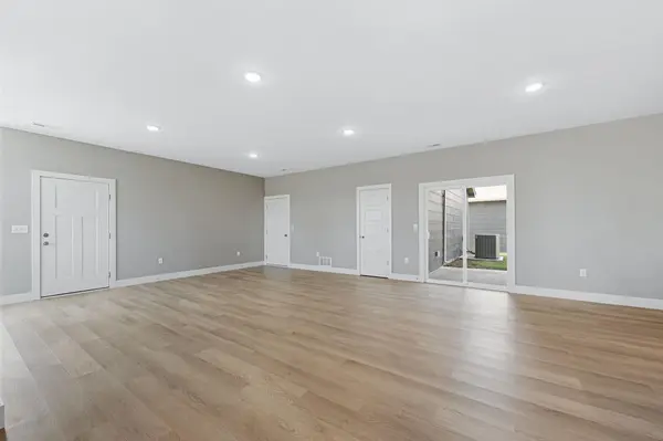3152 E Highridge Ct, Park City, KS 67219-4585