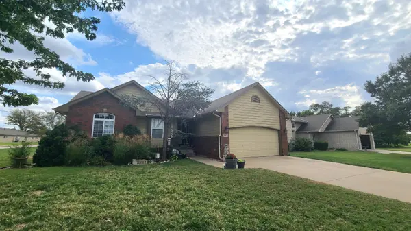 837 N Homestead Dr, Wellington, KS 67152