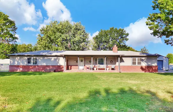 1441 S Lark Lane, Wichita, KS 67209
