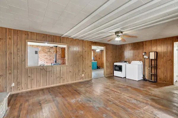 2302 Lariat Rd, Sedan, KS 67361