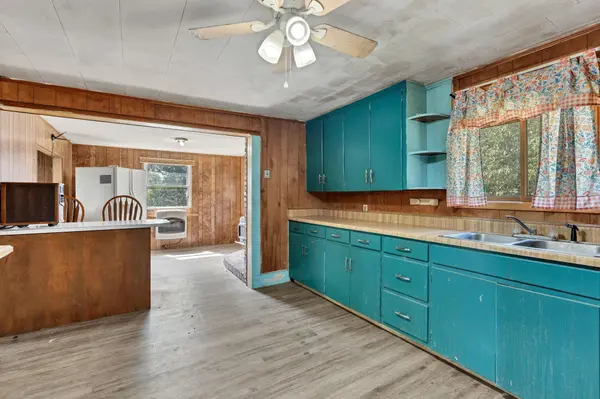 2302 Lariat Rd, Sedan, KS 67361