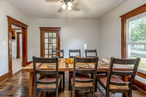 506 N Main St, Moline, KS 67353