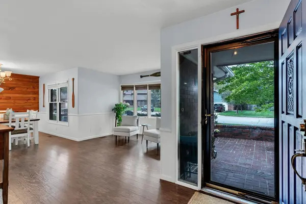 10238 W Alamo Ct, Wichita, KS 67212