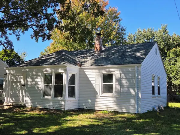 2460 E Aloma, Wichita, KS 67211