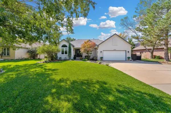 2305 W Timbercreek Cir, Wichita, KS 67204
