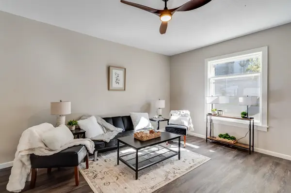 320 E 7th St, Newton, KS 67114-2702