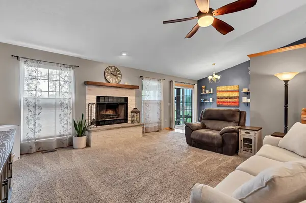 415 W Pepper Ridge Cir, Andover, KS 67002