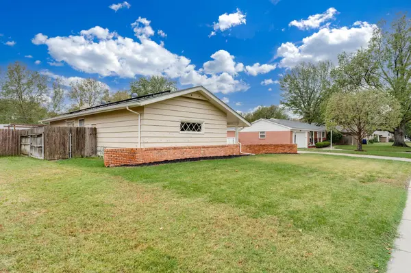 4119 W Westport St, Wichita, KS 67212