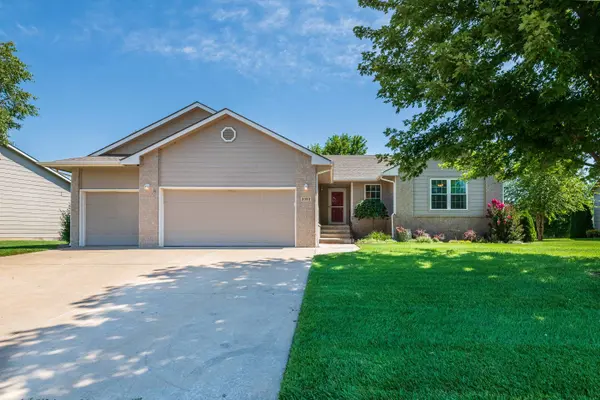 2322 N Covington St., Wichita, KS 67205-2182