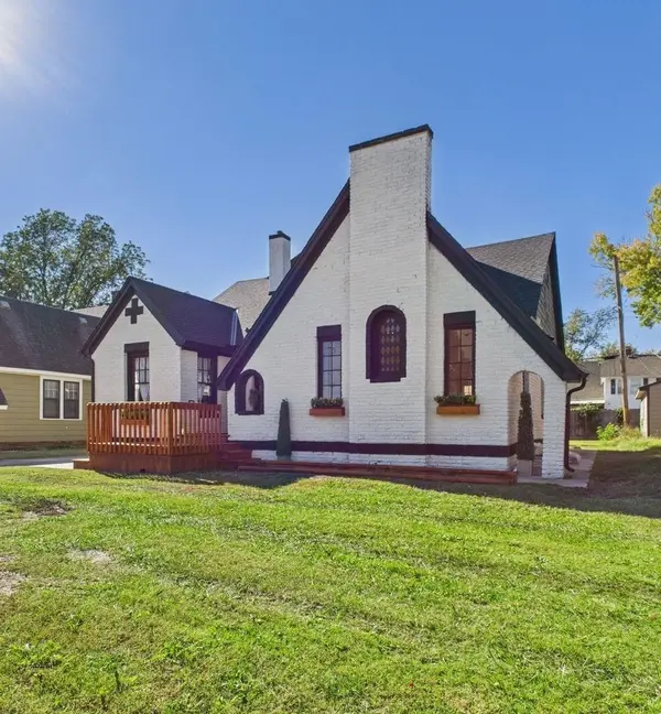 305 N Oliver Ave, Wichita, KS 67208