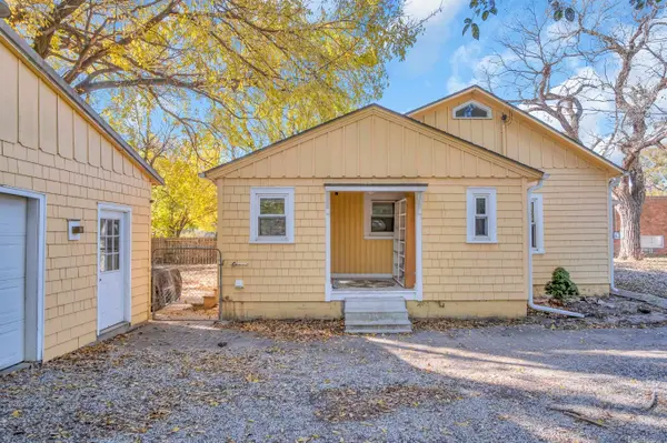 211 E Main St, Goessel, KS 67053