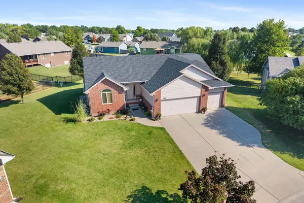 2541 E Ventnor Ct, Park City, KS 67219