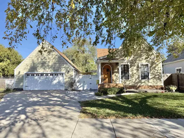 236 W A Ave, Kingman, KS 67068