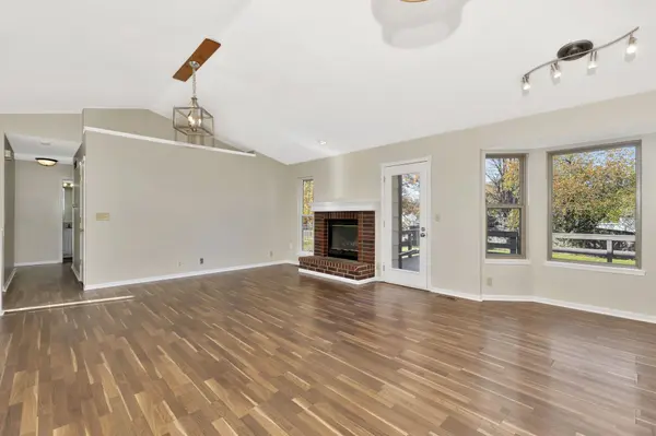 1114 N Manchester Ct, Wichita, KS 67212