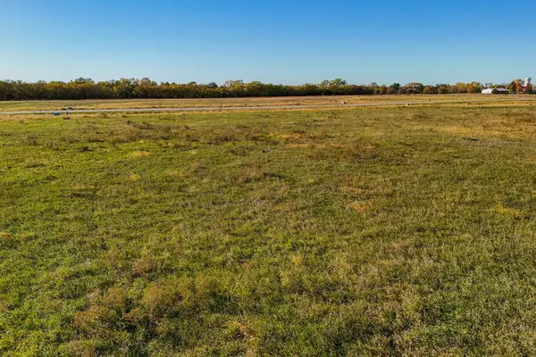 6 N Cypress St., Derby, KS 67037