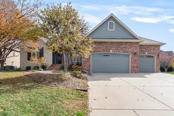 1612 S Logan Pass, Andover, KS 67002