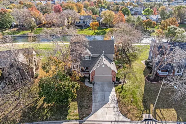 2410 N Watersedge Cir, Wichita, KS 67205