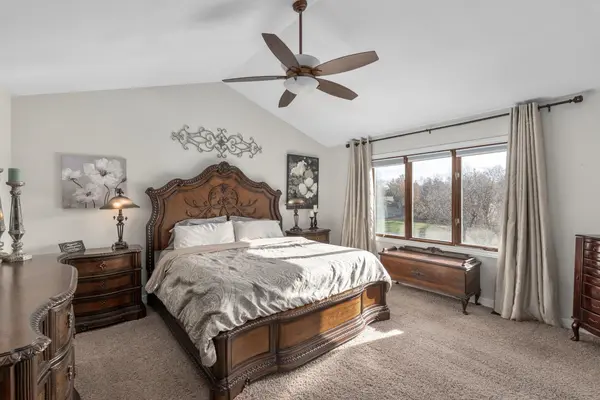 2410 N Watersedge Cir, Wichita, KS 67205