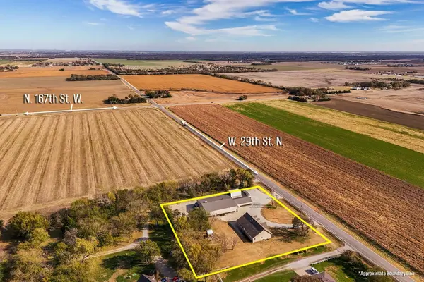 17212 W 29th, Colwich, KS 67030