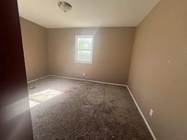 302 S Stewart, Haysville, KS 67060