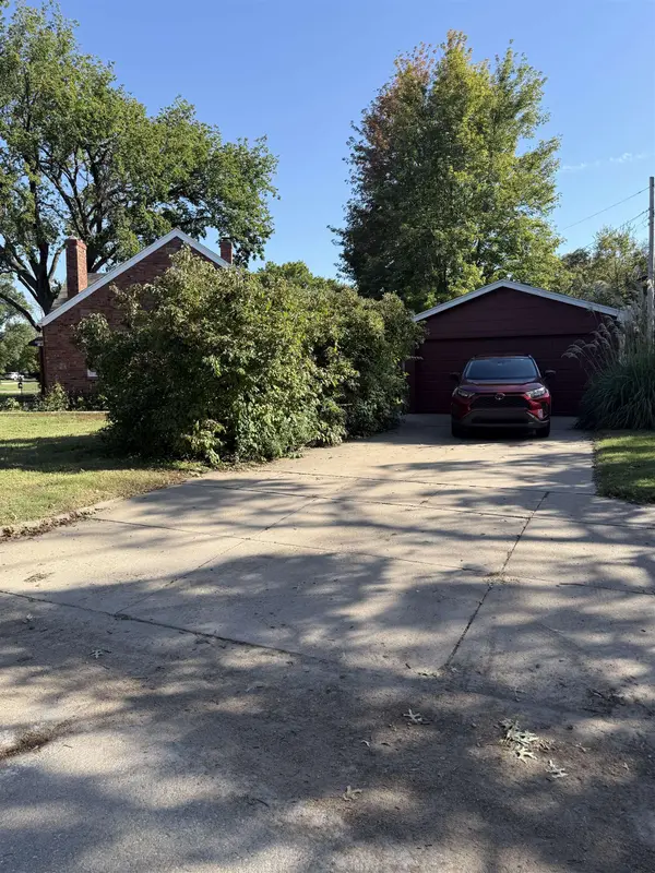 1901 S George Washington Boulevard, Wichita, KS 67218