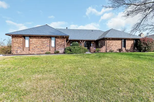 1508 S Robin Ridge Cir, Wichita, KS 67230