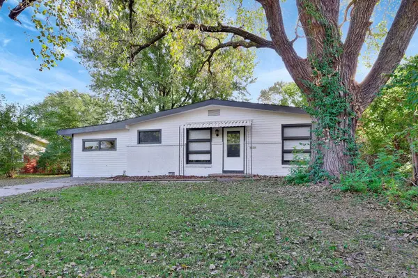 6020 N East Park View St, Park City, KS 67219