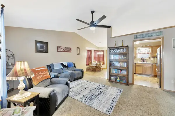 1327 E Berlin, Haysville, KS 67060
