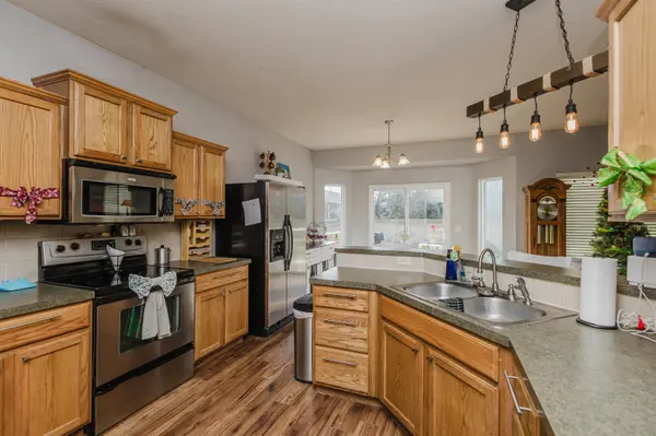 305 W Autumn Blaze, Goddard, KS 67052