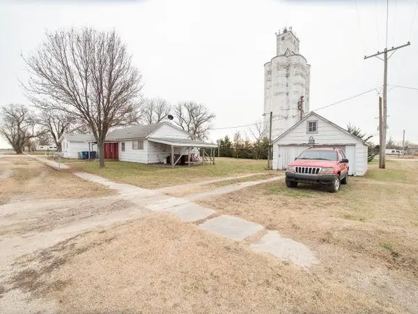 111 S Prospect Ave, Lehigh, KS 67073