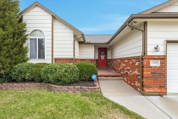 11902 W Grant Ct, Wichita, KS 67209